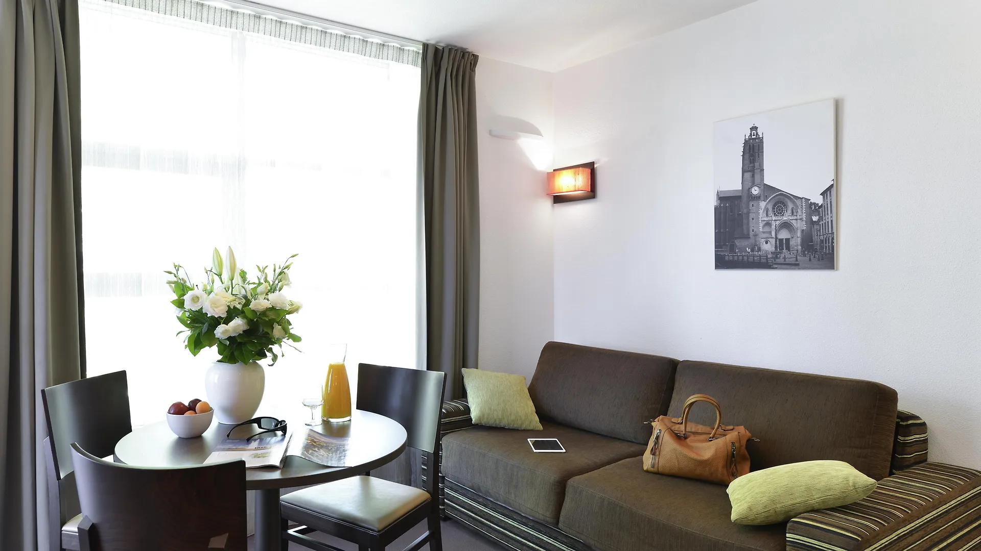 ***  Aparthotel Adagio Access Toulouse St Cyprien Франция