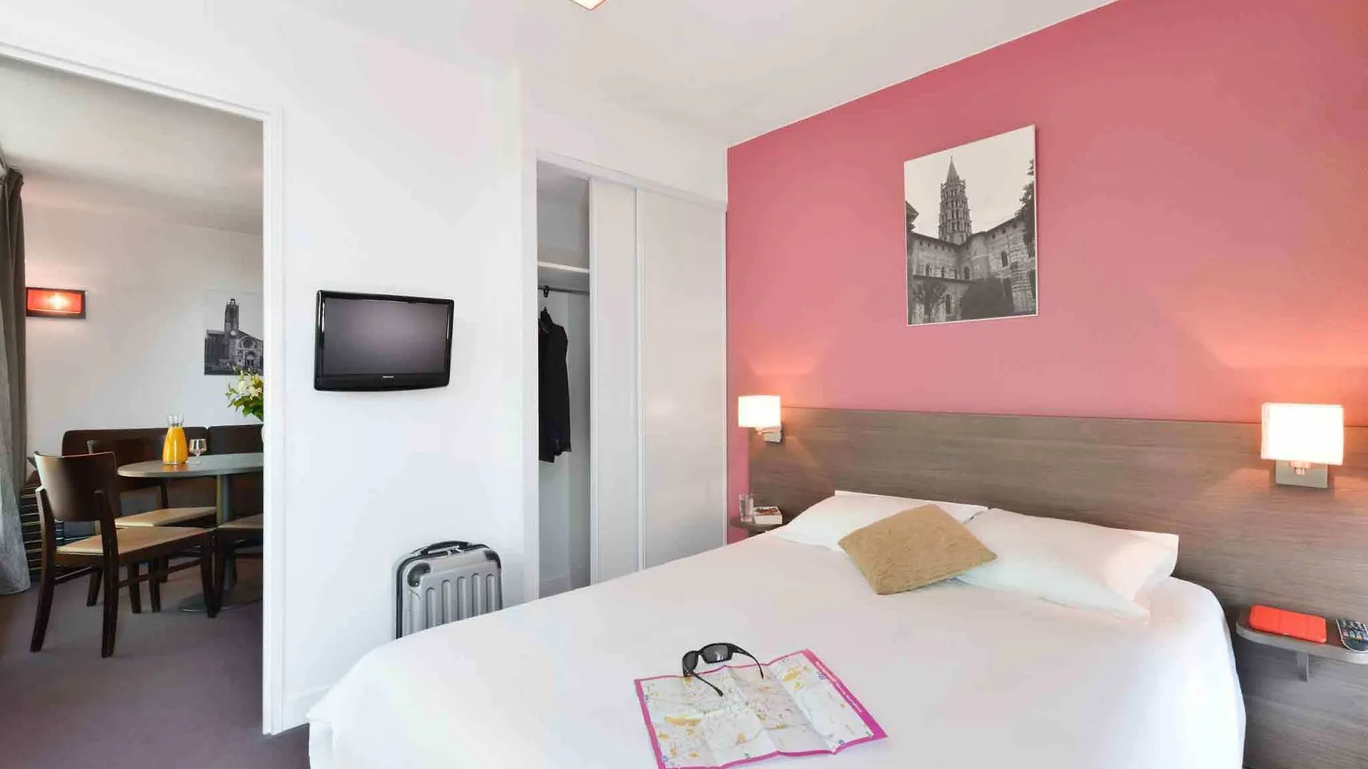 Aparthotel Adagio Access Toulouse St Cyprien 3*,  Франция